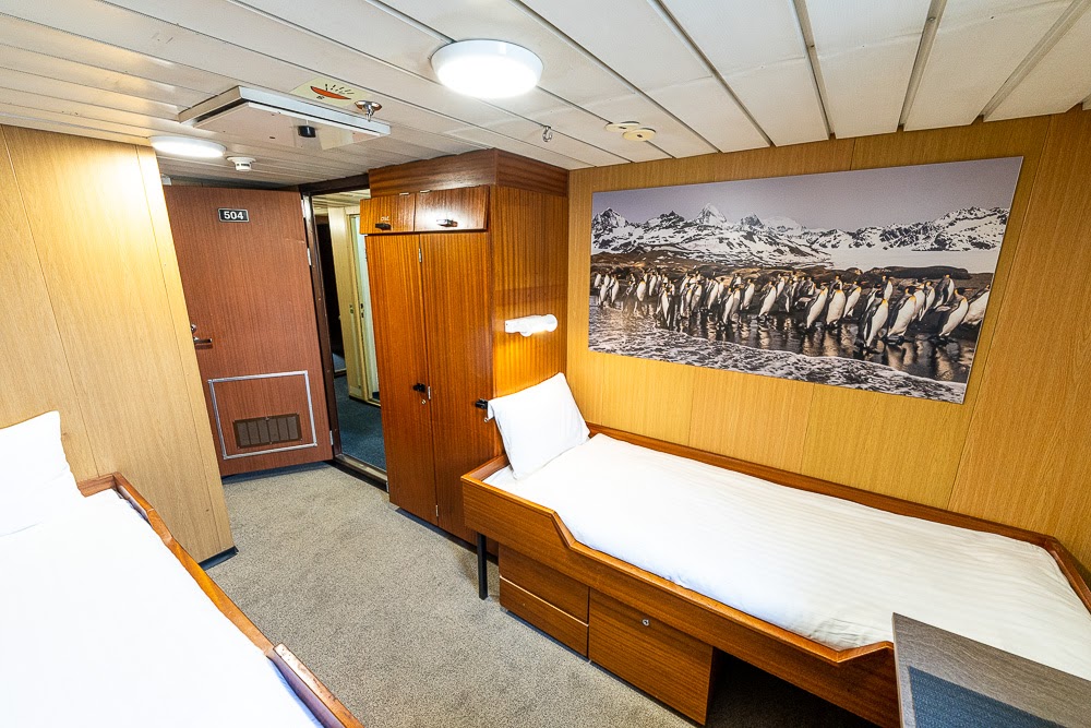Double cabin at level 5, private facilities.