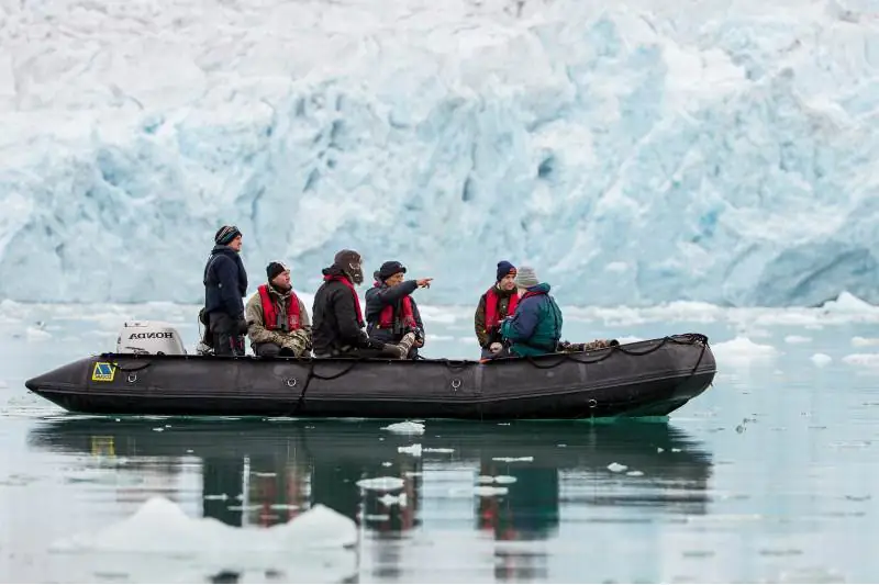 What to Pack for an Arctic Wildlife Expedition - Boat Trip Arctic expeditions - What to Pack for an Arctic Wildlife Expedition - Boat Trip