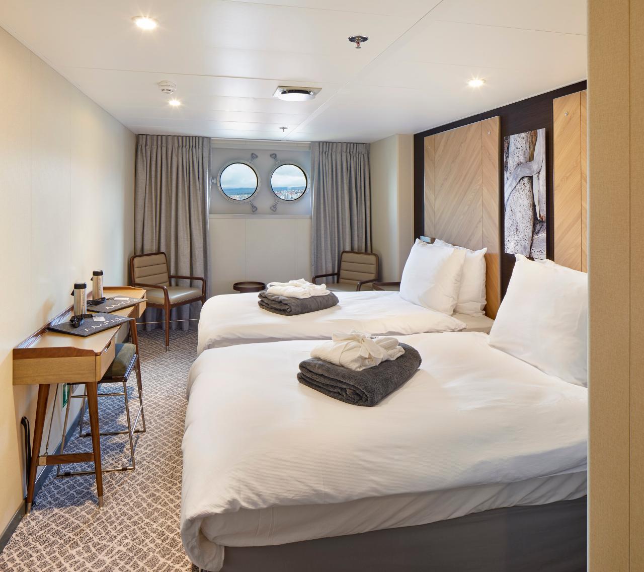 Porthole Cabin
